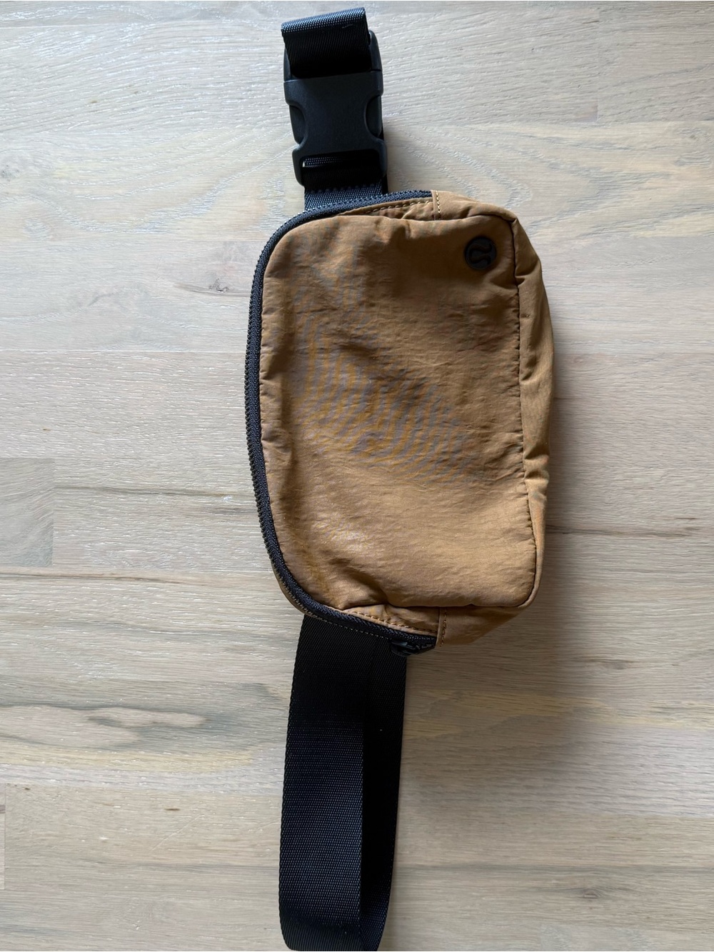 Lululemon everywhere belt bag